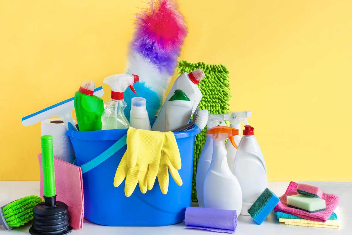 Cleaning tools used for residential and commercial cleaning
